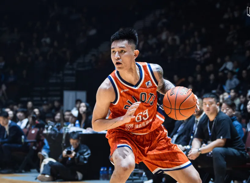 東亞超級聯賽：領航猿的盧峻翔表現優異