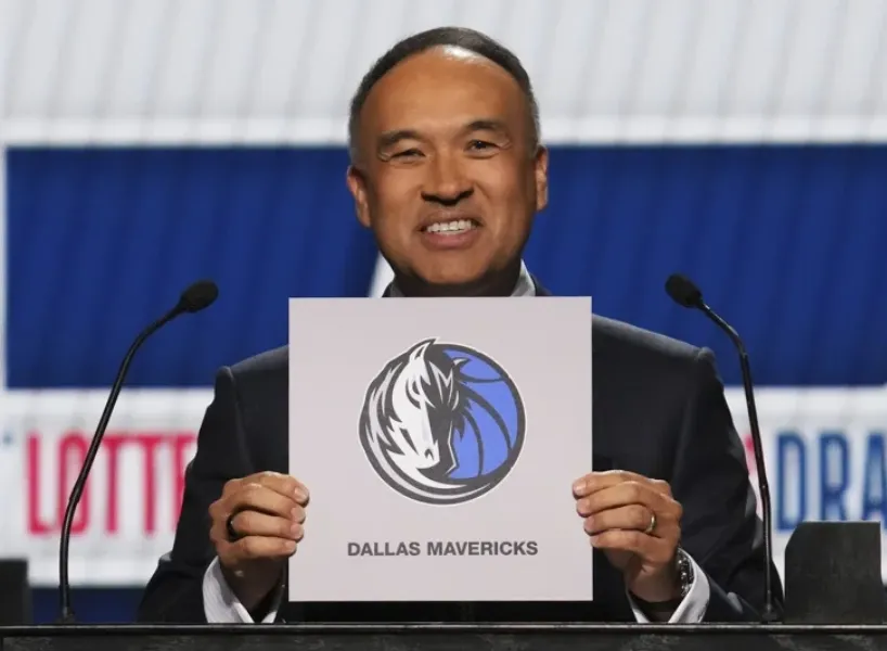 NBA 選秀爆冷！獨行俠 1.8% 機率中狀元：Cooper Flagg 成焦點