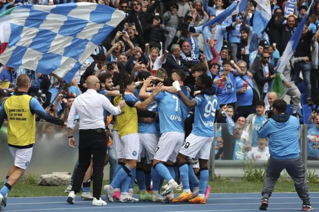 拿波里睽違33年奪得義甲冠軍